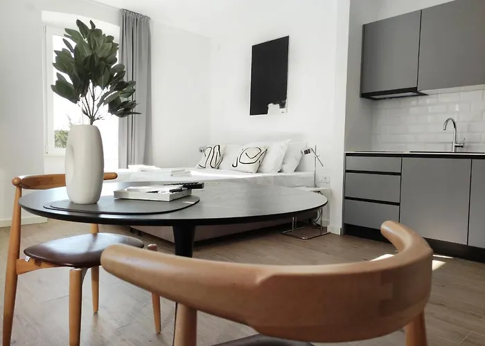 Nik Studio Apartments